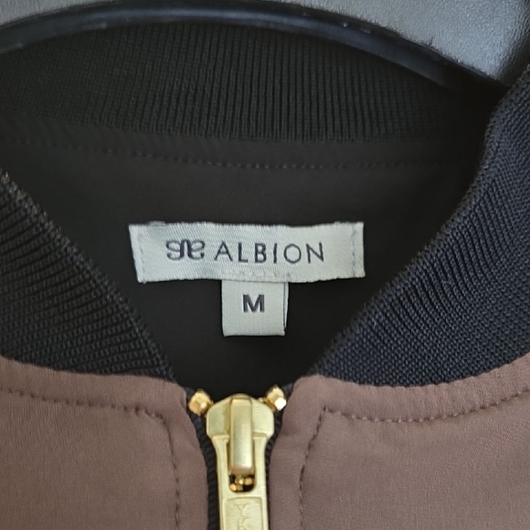 Albion Women's Track Bomber - Coffee And Sugar Stripe - Size M - Picture 5 of 9